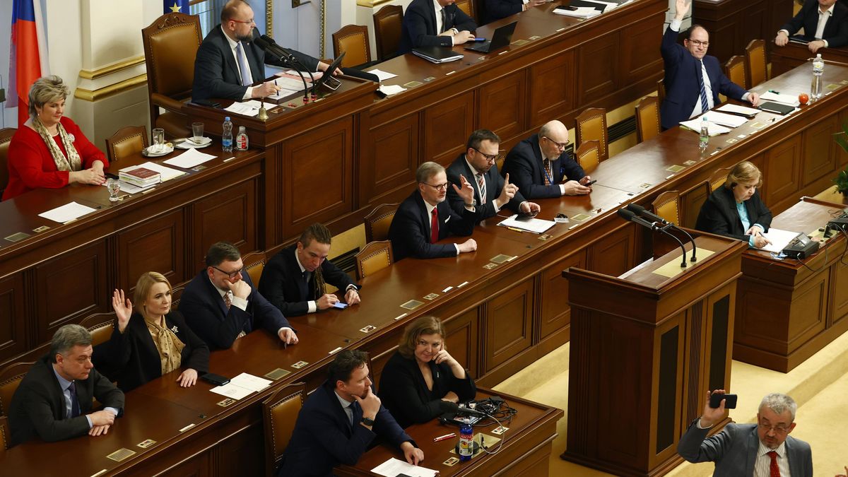 V Česku je až 1500 lobbistů. Vláda jejich regulaci odsouvá